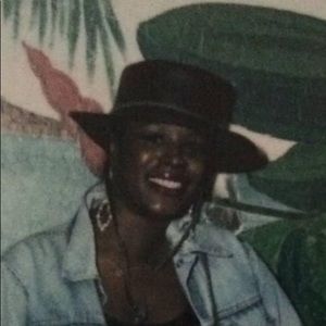 Meet your Posher, Betty